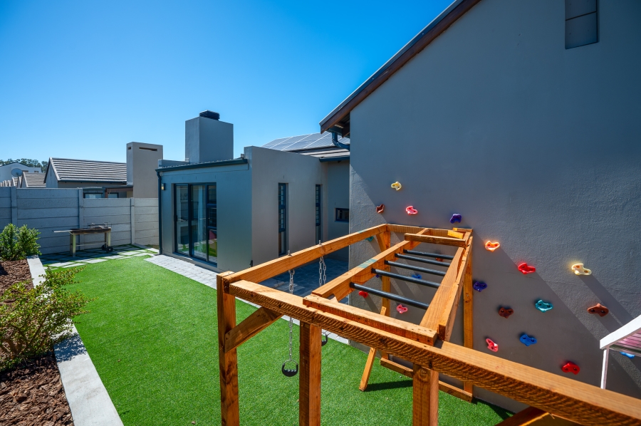 3 Bedroom Property for Sale in Turnberry Village Western Cape